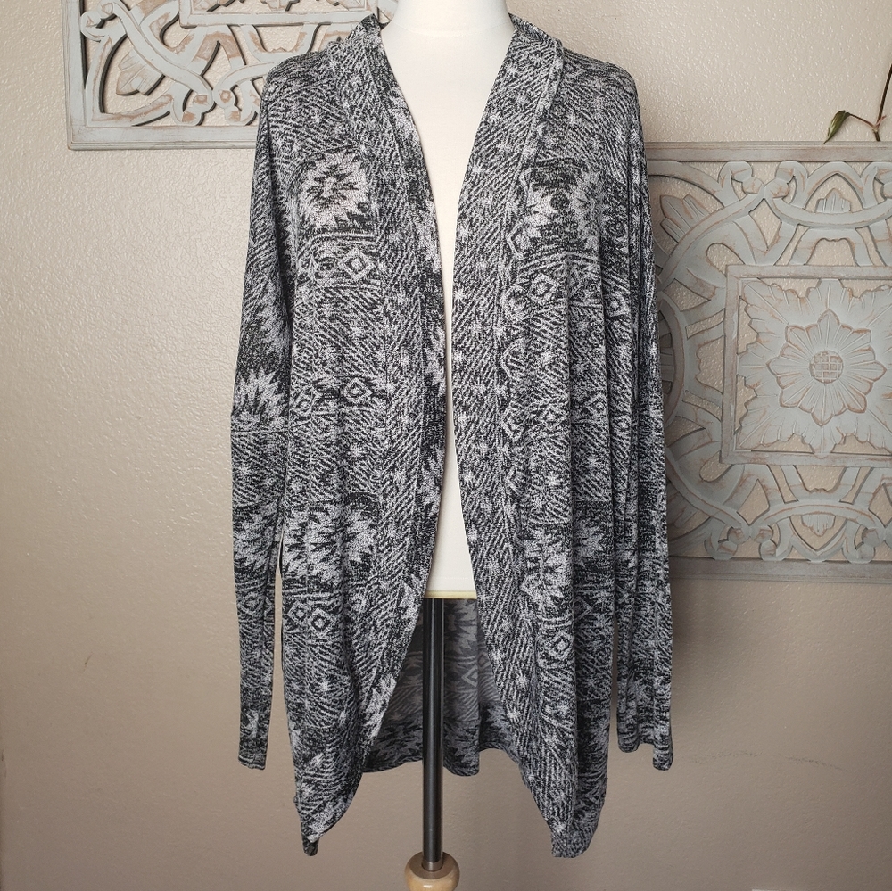 AZTEC Cardigan
